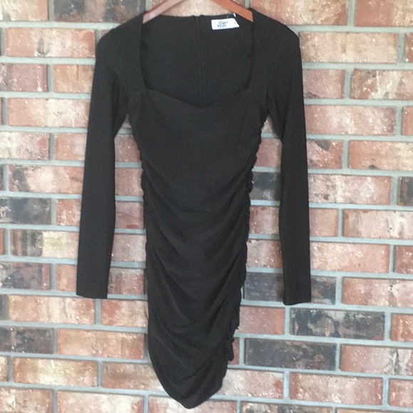 Tully dress - Picture 3 of 8